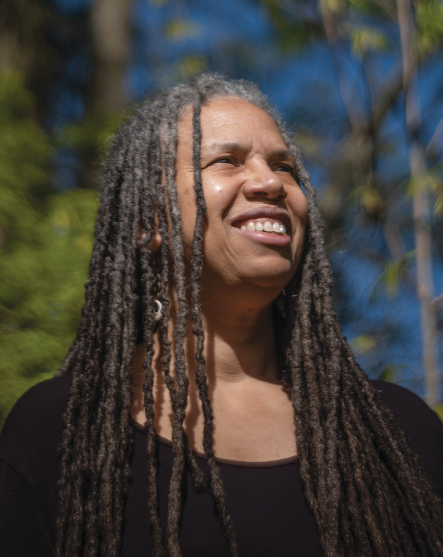 Head shot of Yvonne Chireau