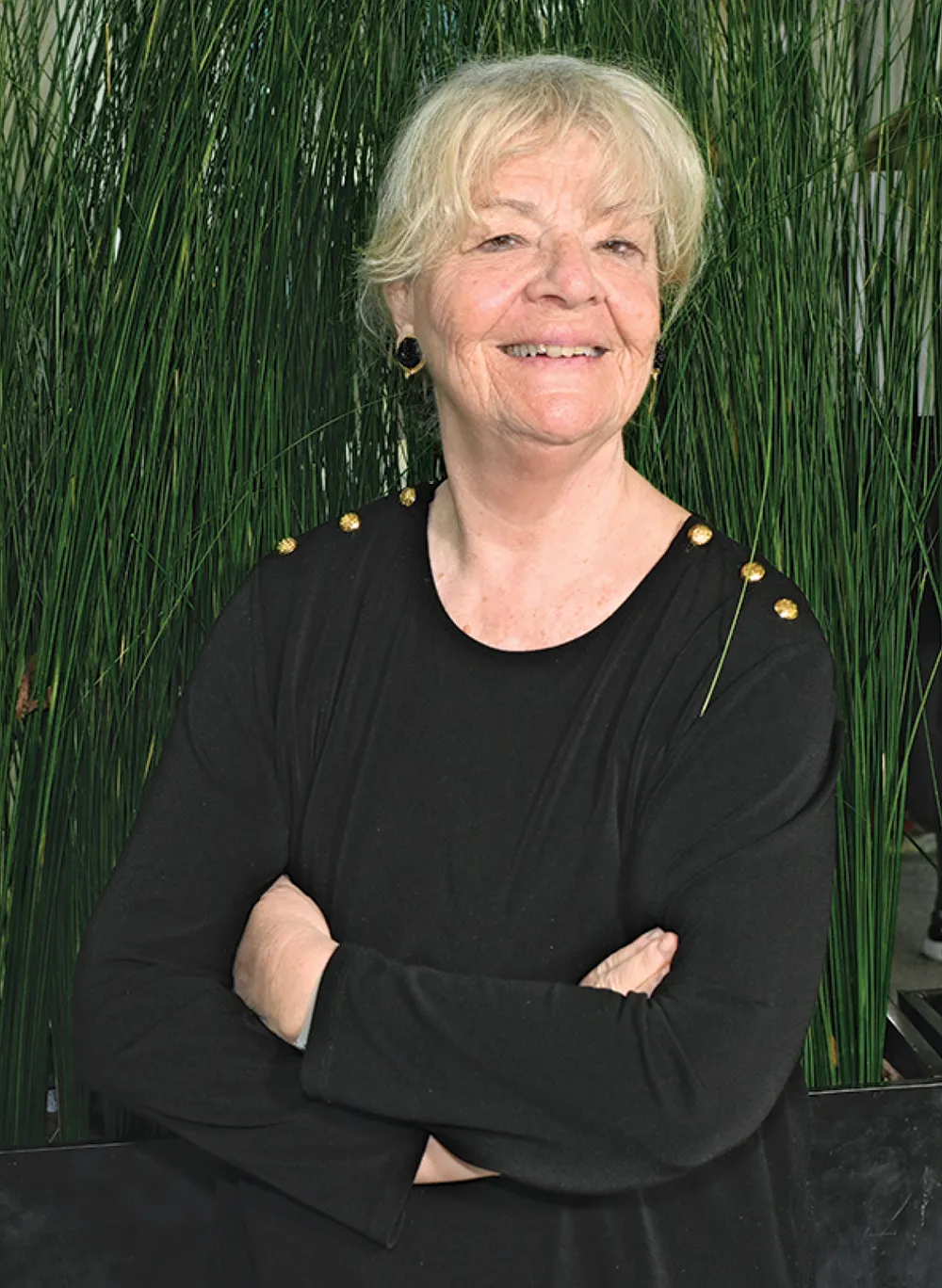 Helen Lom ’69