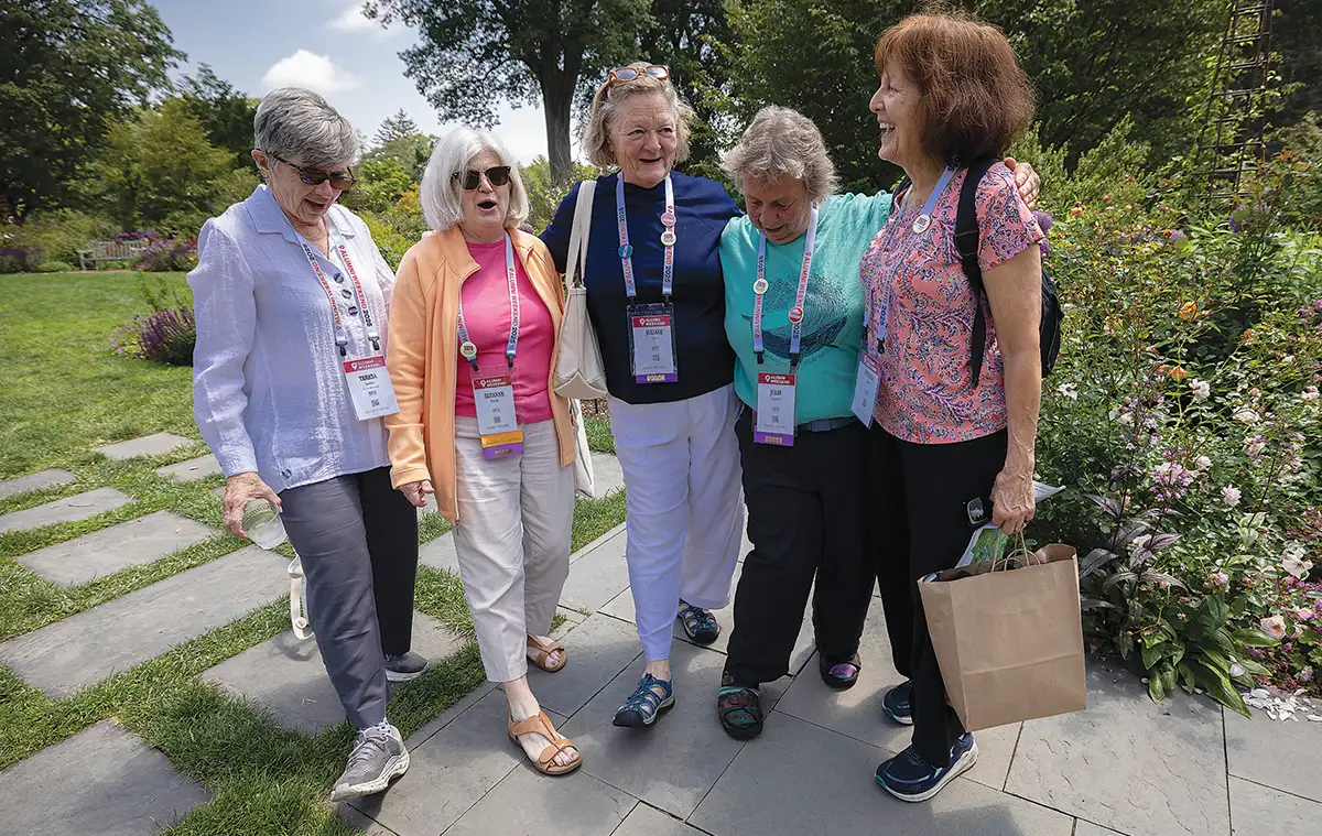 Alumnae rejoice in being together again