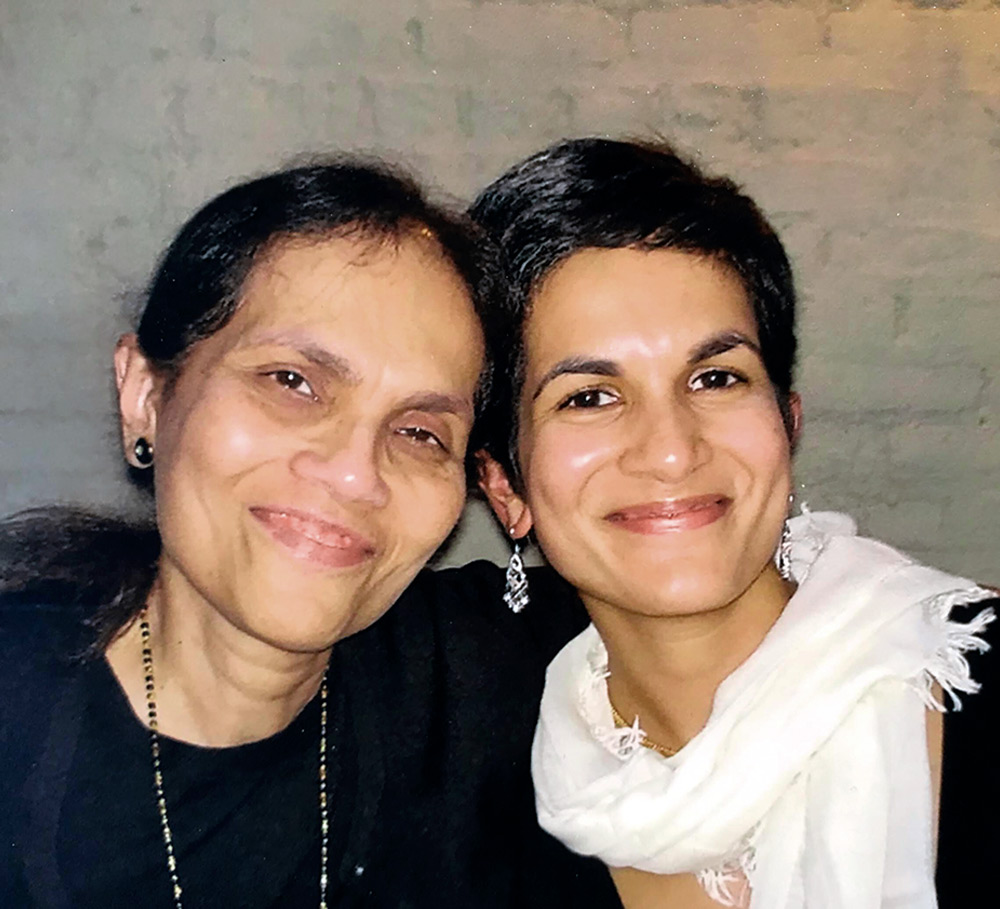 Photograph of a Maya Shanbhag Lang ’00 with her mother