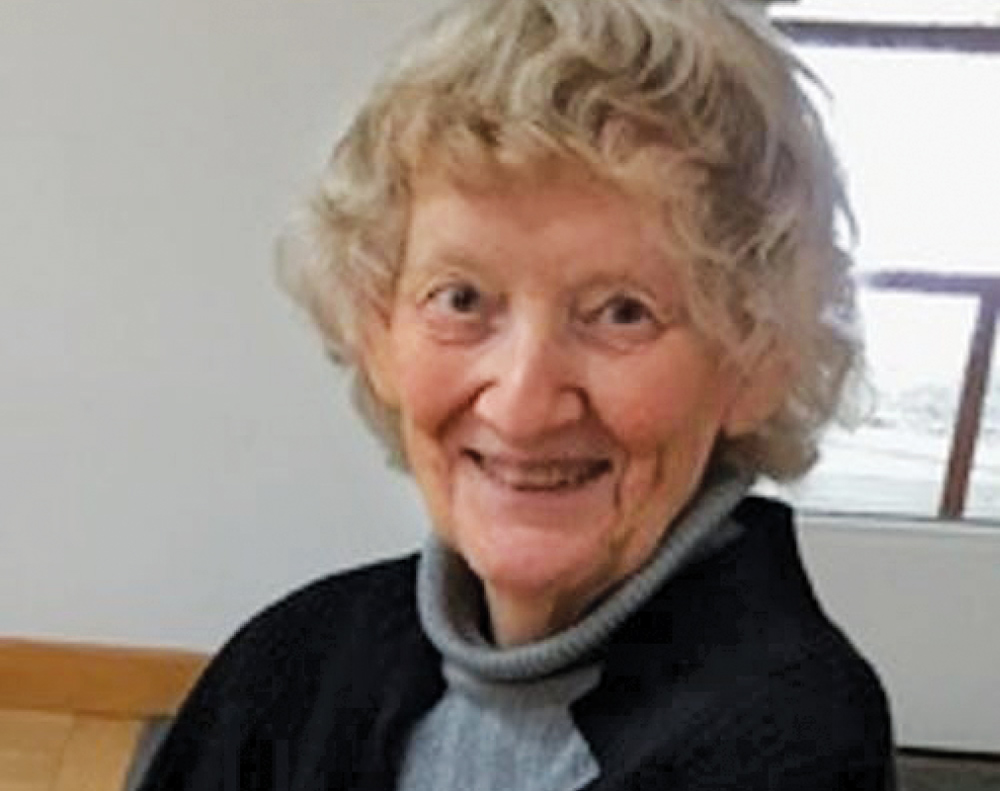 Carolyn Johnson Grigorov '53 head shot